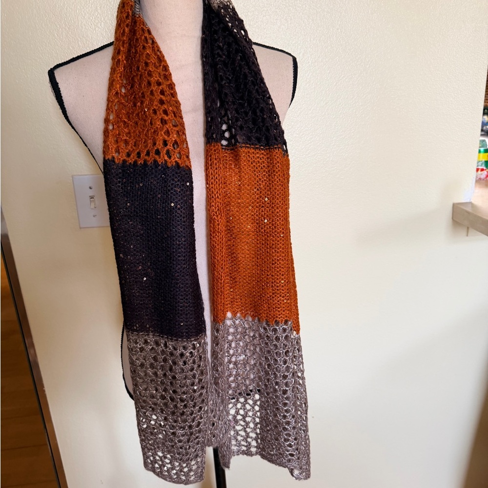 New crochet Elegant Multicolor Knit Scarf . Can be worn with various outfits - Picture 6 of 6